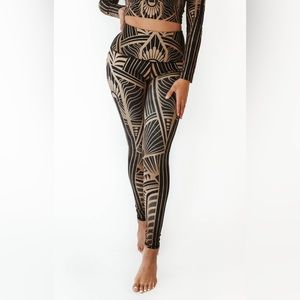 Yoga democracy art deco yoga pants XL